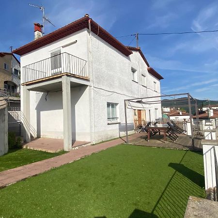 Can Costa Olot Bagian luar foto