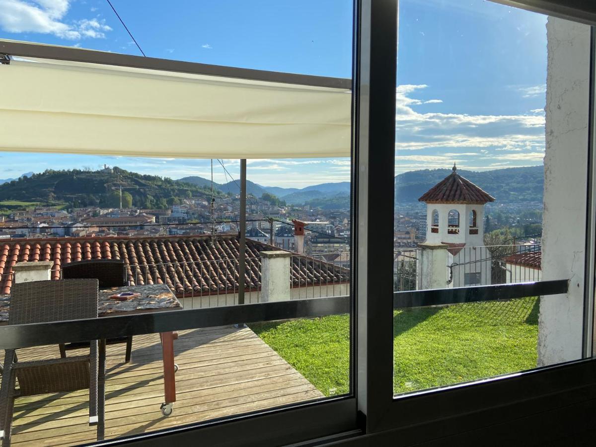 Can Costa Olot Bagian luar foto